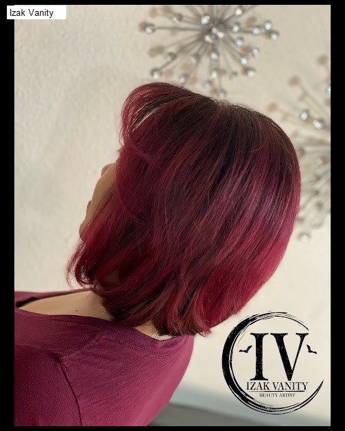 Izak Vanity