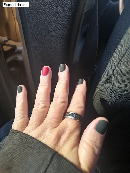 Expand Nails